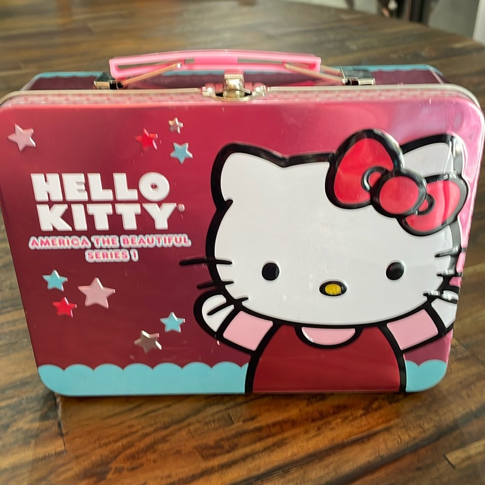 Hello Kitty America the Beautiful series